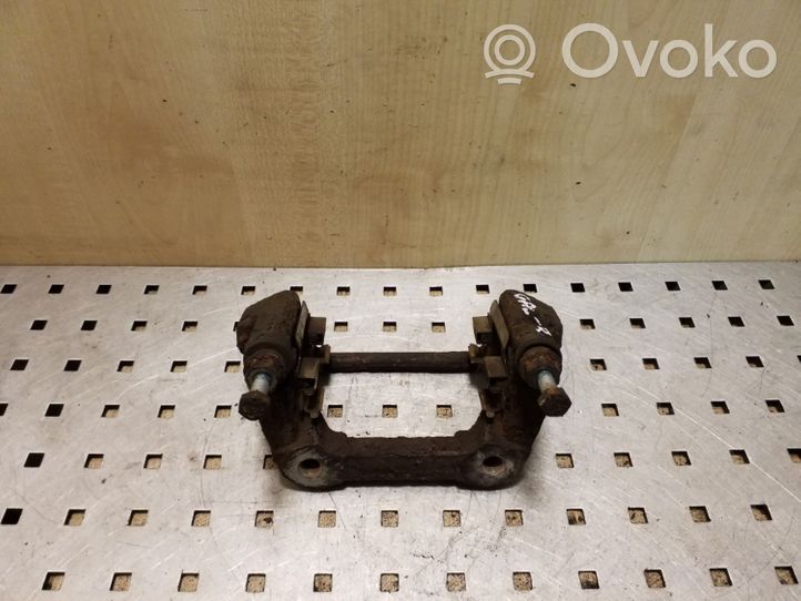 Volvo XC70 Supporto della pinza del freno posteriore 