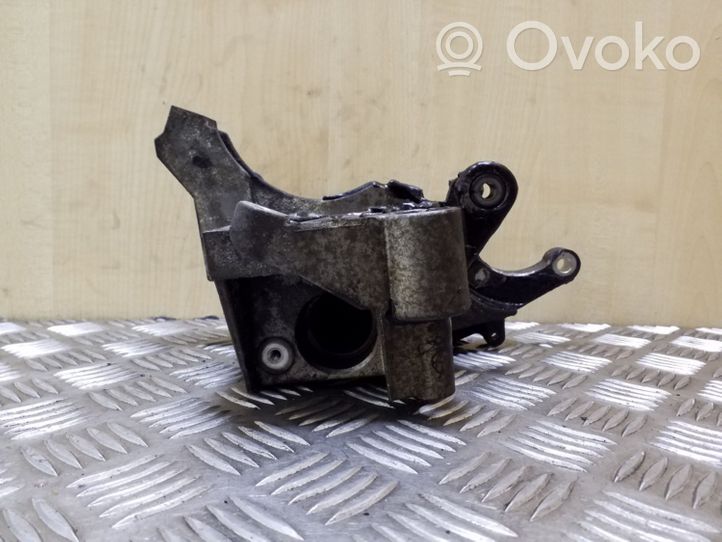 Audi A5 8T 8F Supporto di montaggio della pompa del servosterzo 059145169AC