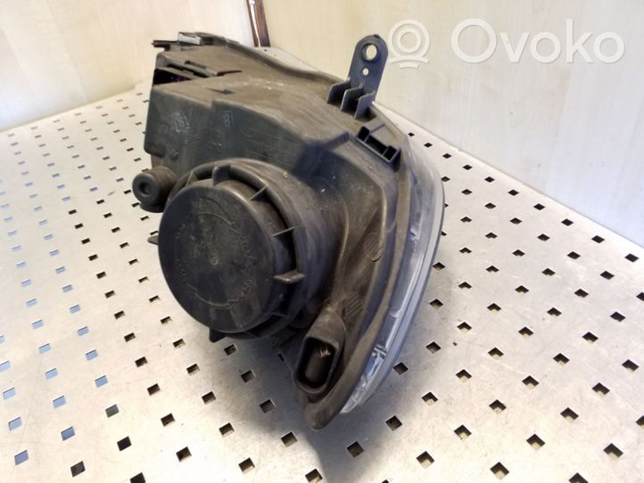 Volkswagen Golf Plus Lampa przednia 5M2941005C