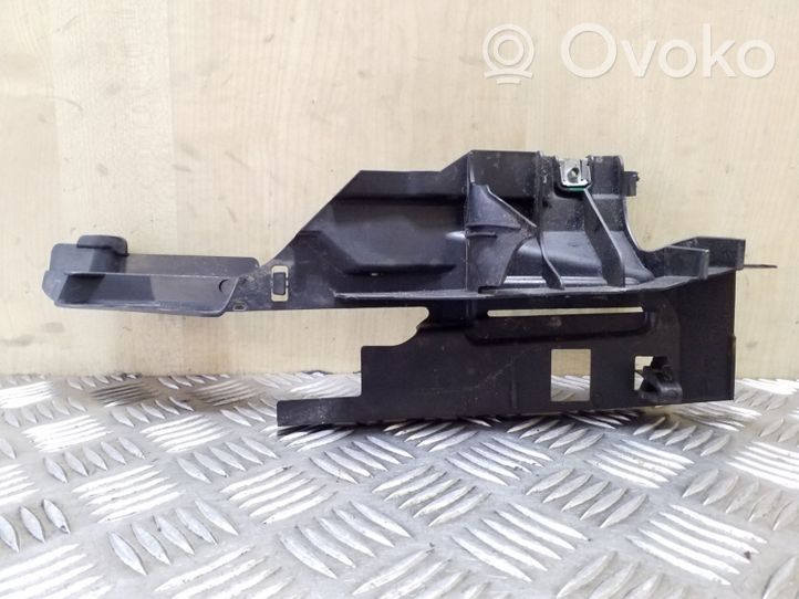 Ford Focus Autres pièces compartiment moteur BM51A02477AE