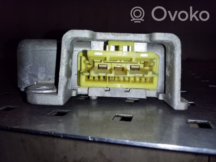 Opel Frontera A Oro pagalvių valdymo blokas 8162114492