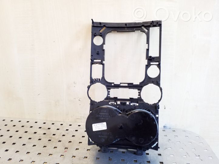 Volkswagen Touareg I Cup holder front 7L6858602C