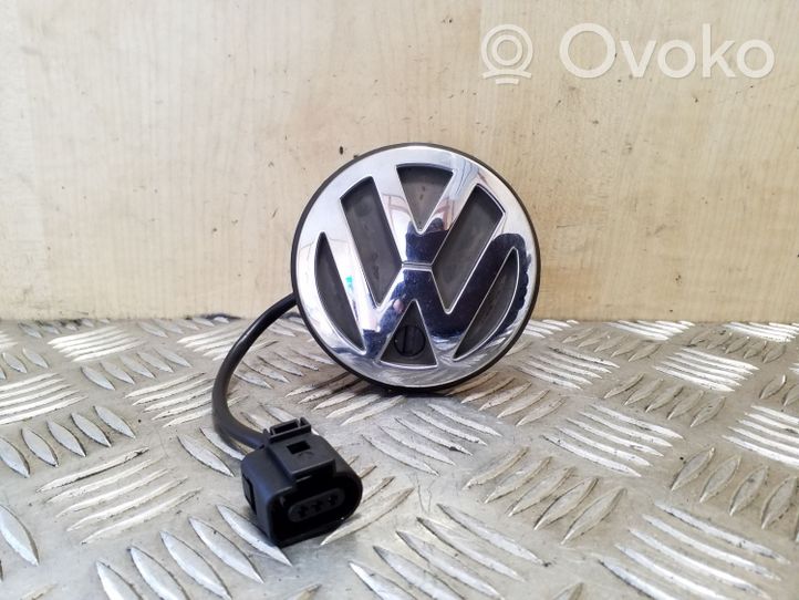 Volkswagen Golf IV Tailgate exterior lock 1J5962103