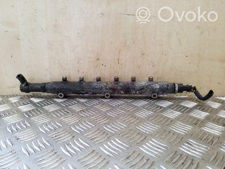 Volvo XC90 Fuel main line pipe 30622085