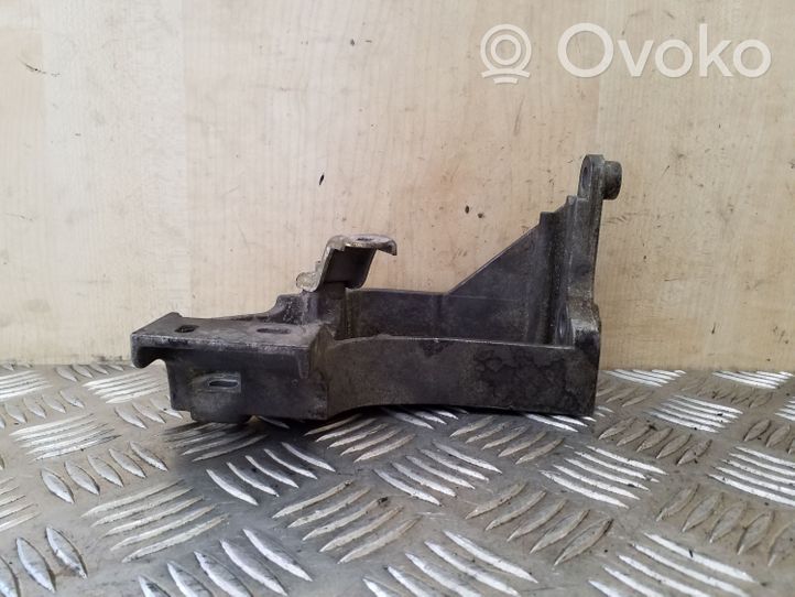 Volvo S40, V40 Polttoainepumpun kiinnike 8200157461