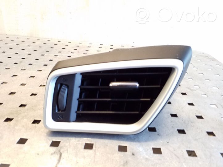 Nissan X-Trail T32 Dashboard side air vent grill/cover trim 687614CE1A