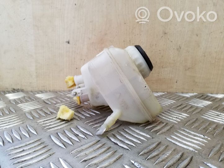 Audi A8 S8 D4 4H Brake fluid reservoir 8K0611301A