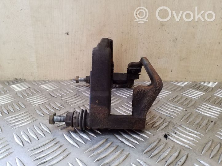 Audi A8 S8 D4 4H Supporto della pinza del freno posteriore 