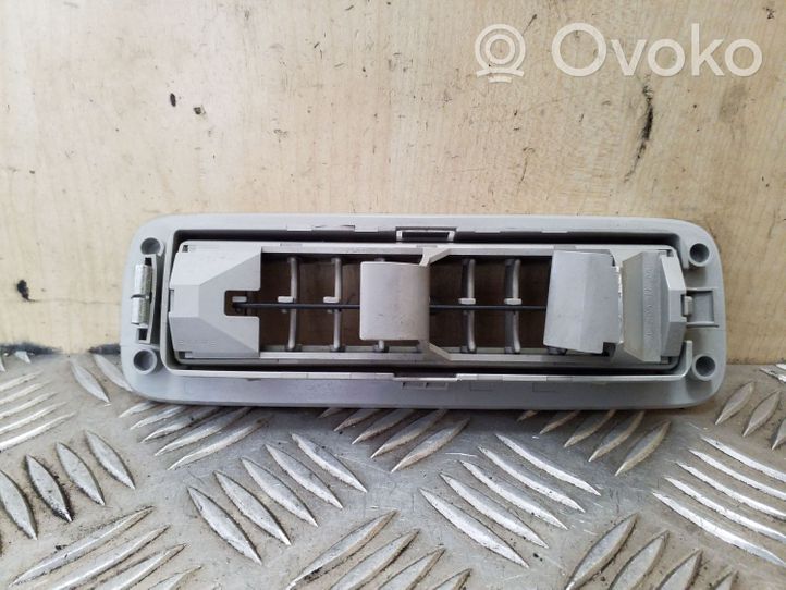 Toyota Avensis Verso Air vent grill in roof 