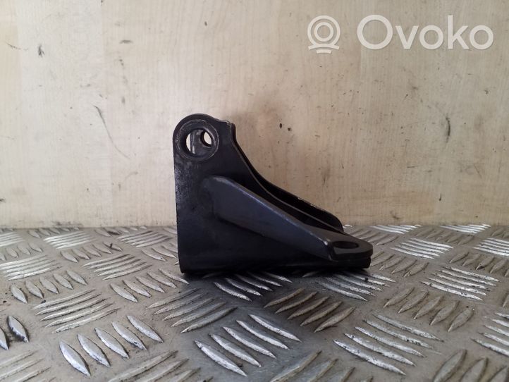 Toyota Corolla E120 E130 Supporto di montaggio scatola del cambio 