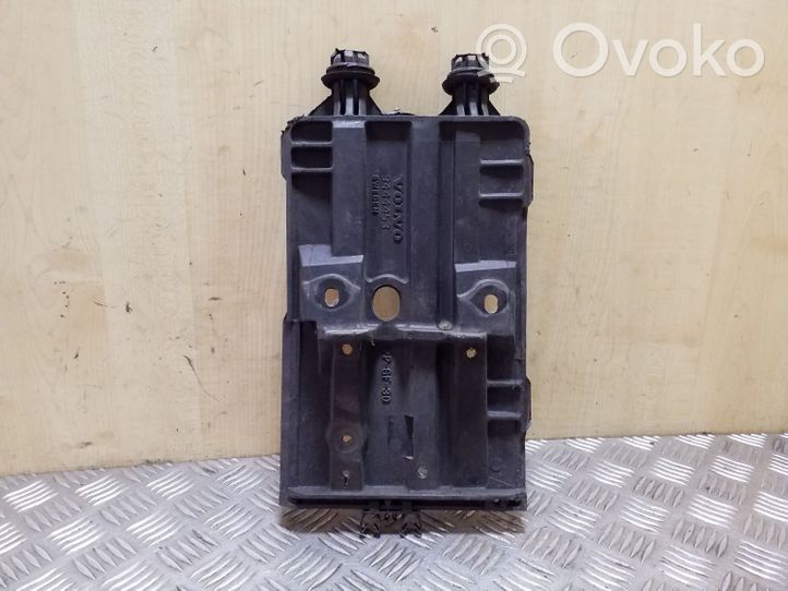 Volvo S70  V70  V70 XC Vassoio batteria 9444453