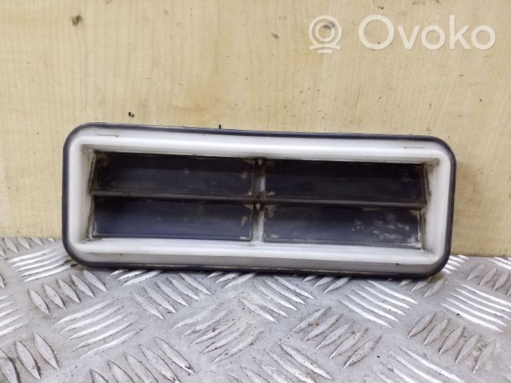 Opel Corsa D Válvula de presión del panel lateral trasero 09177224