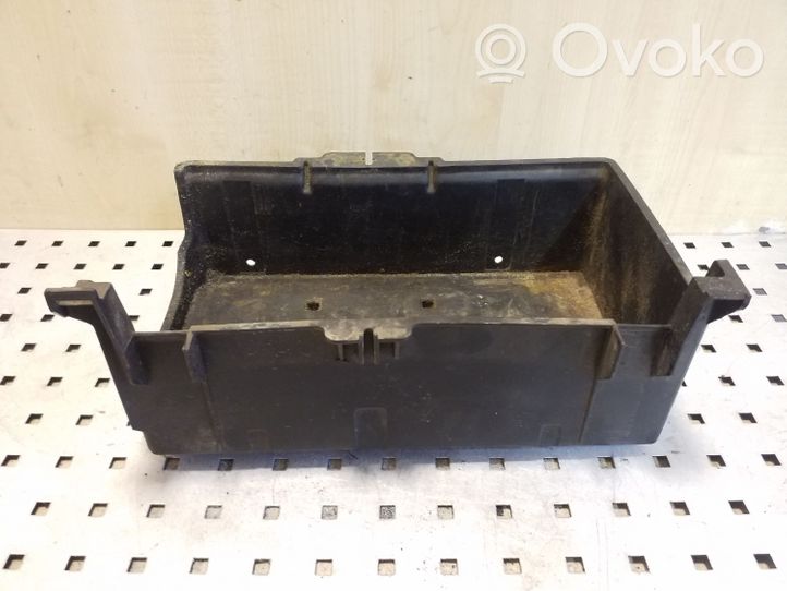 Ford Mondeo Mk III Battery tray 1S7T10757BE