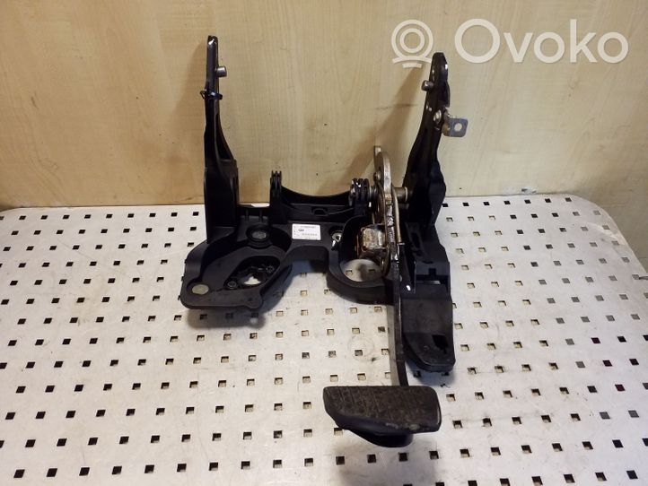 Opel Zafira C Brake pedal 13400087