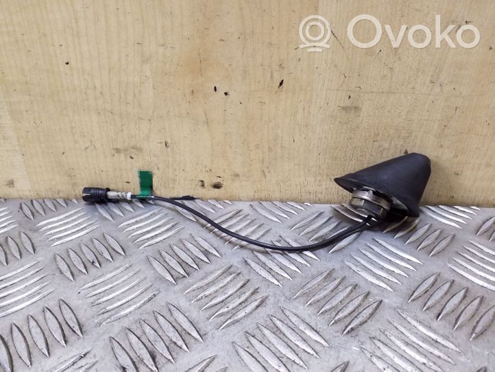 Volkswagen Polo IV 9N3 Antenna GPS 1J0035501C