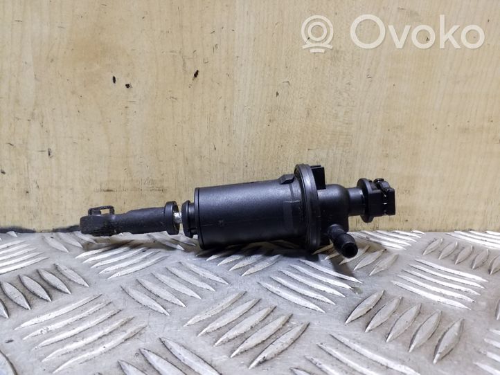 Nissan Primastar Główny cylinder sprzęgła 8200506490