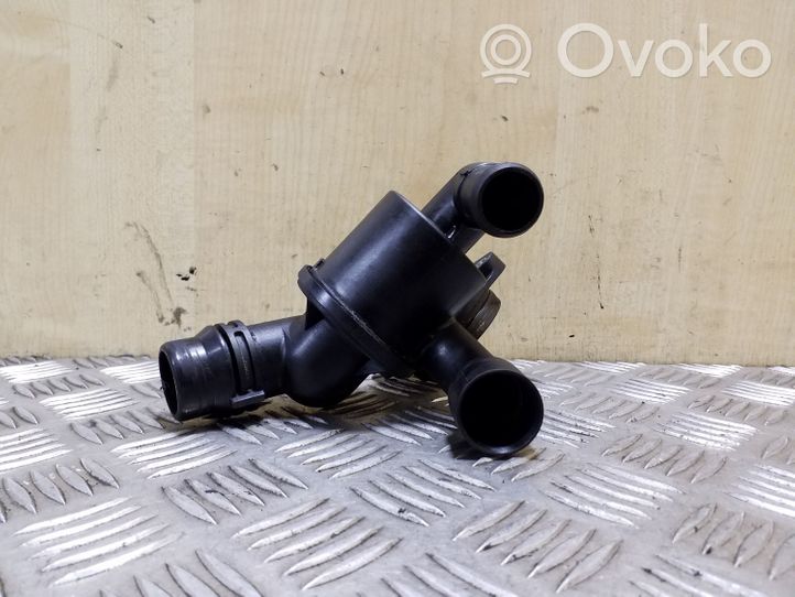 Audi A6 C7 Termostat / Obudowa termostatu 03L121111AD