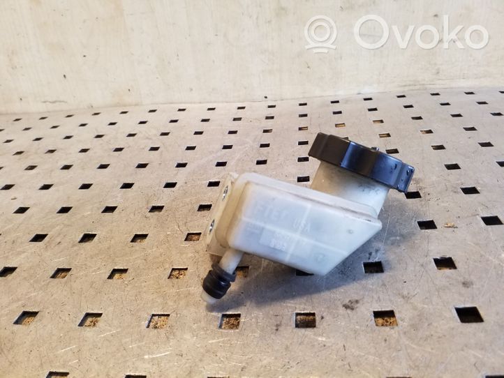 Opel Antara Clutch fluid reservoir/tank 25187418