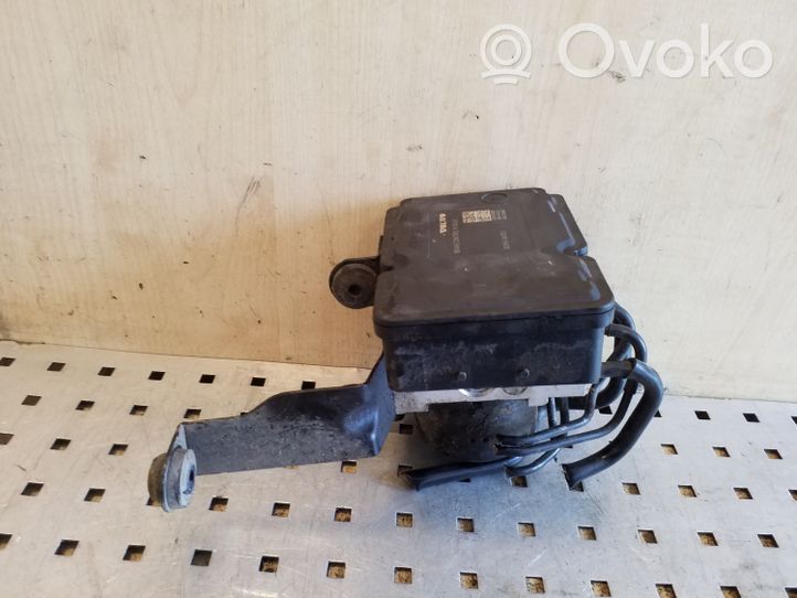 Volvo V40 Cross country ABS Pump P31400643