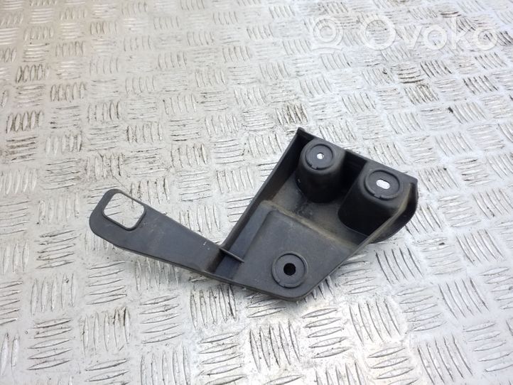 BMW X3 E83 Staffa angolare del supporto di montaggio del paraurti 511212125310