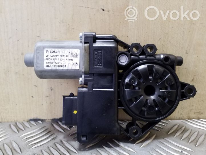 Hyundai i40 Moteur de lève-vitre de porte avant 824503Z010