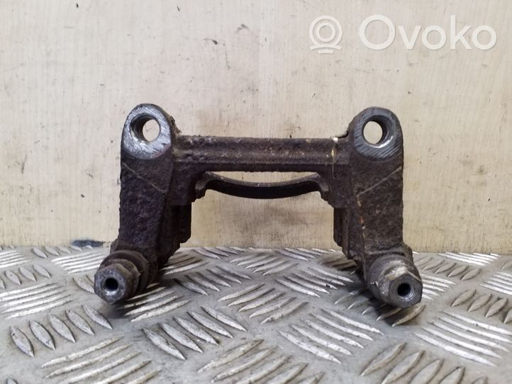 Opel Vivaro Supporto della pinza del freno posteriore 