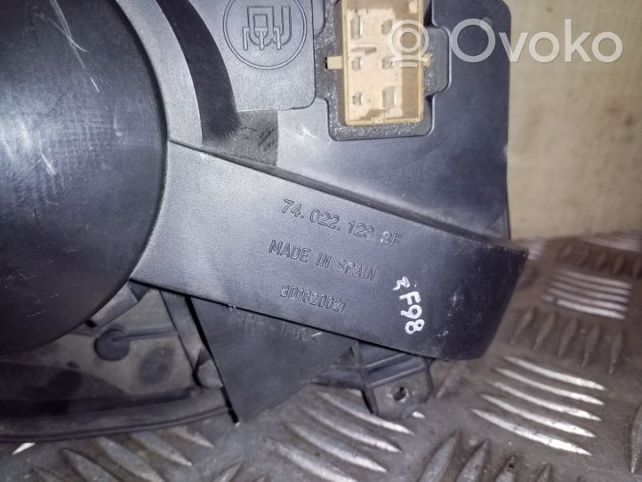 Audi A4 S4 B5 8D Ventola riscaldamento/ventilatore abitacolo 740221233F