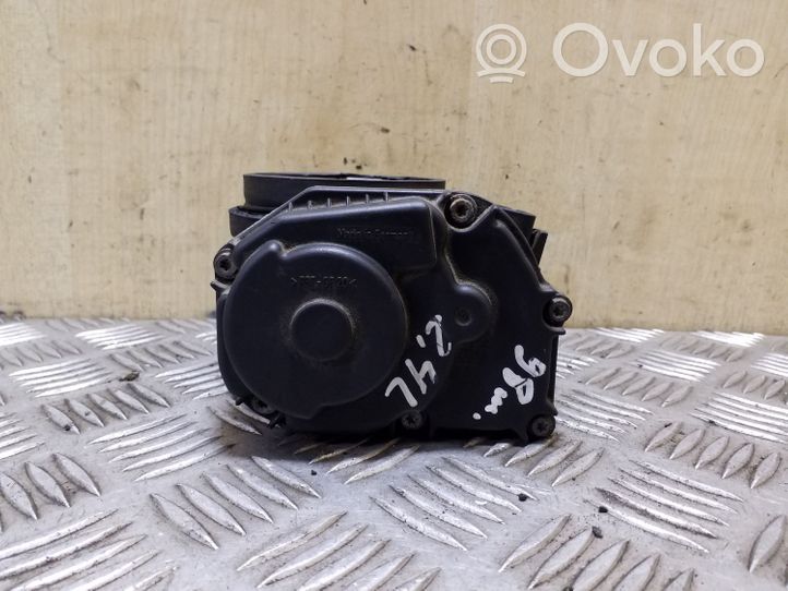 Audi A4 S4 B5 8D Clapet d'étranglement 078133063AK