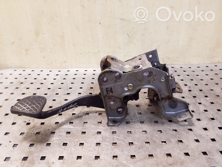 Honda CR-V Brake pedal 