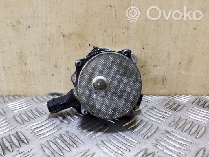 Nissan Qashqai Alipainepumppu 8200577807