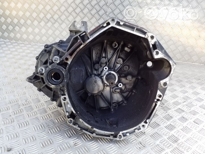 Nissan Qashqai Boîte de vitesses manuelle à 6 vitesses 7701700545