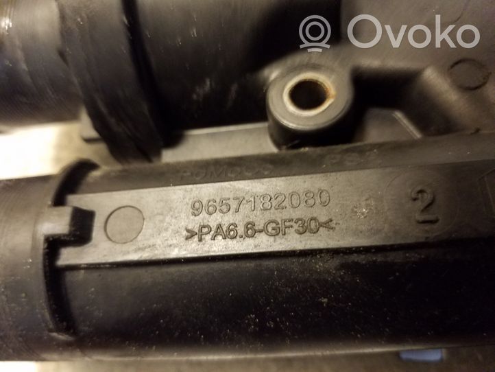Mitsubishi Outlander Termostat / Obudowa termostatu 9657182080
