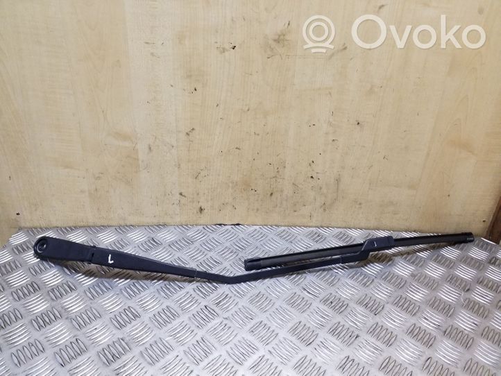 Volvo S60 Braccio della spazzola tergicristallo anteriore 30753509