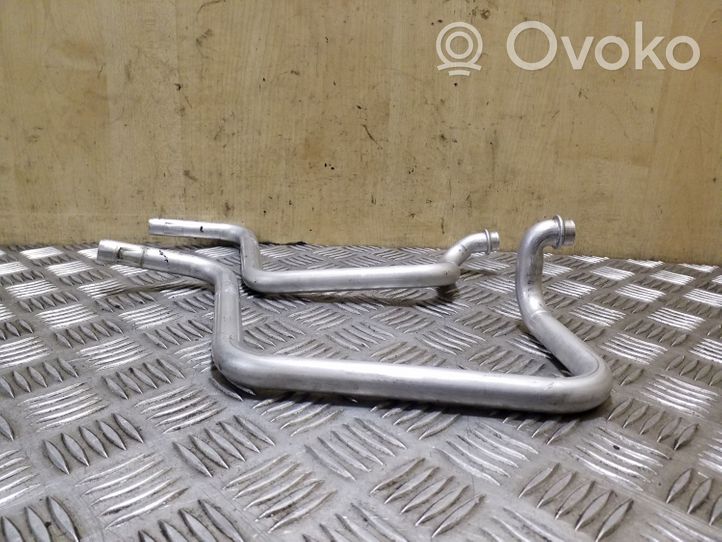 Volvo XC60 Трубка (трубки)/ шланг (шланги) радиатора печки 