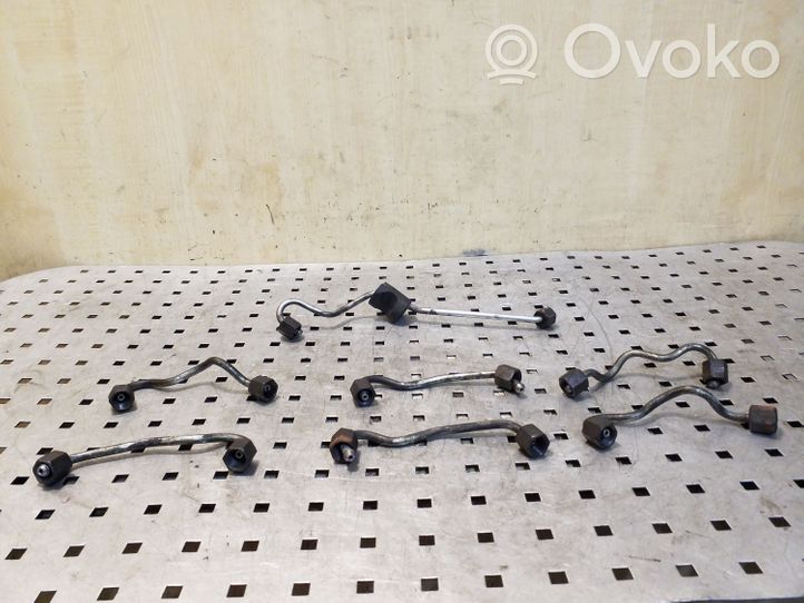 BMW X5 E70 Tuyau d'alimentation conduite de carburant 