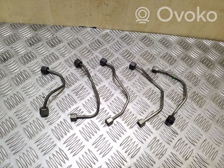 Ford Mondeo MK IV Fuel injector supply line/pipe 