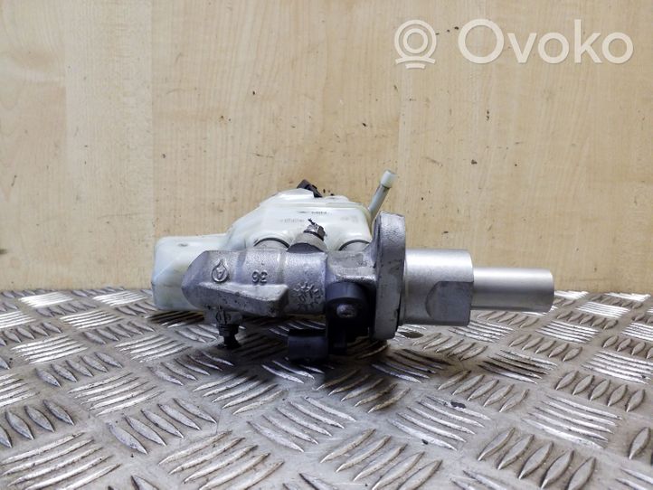 Volkswagen Eos Master brake cylinder 1K2611301C