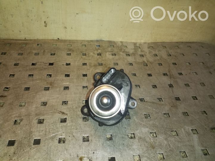 BMW X3 E83 Attuatore/motore della valvola del collettore di aspirazione 7803789