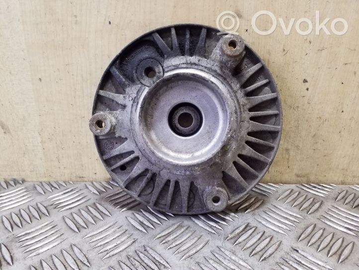 BMW 3 F30 F35 F31 Supporto di montaggio della molla elicoidale 6855817