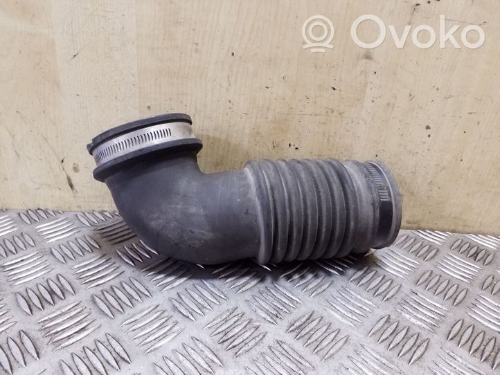 Subaru Outback Tube d'admission de tuyau de refroidisseur intermédiaire A13AJ00