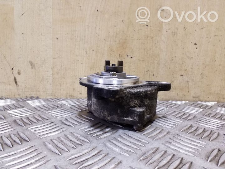 Subaru Outback Pompe à vide 