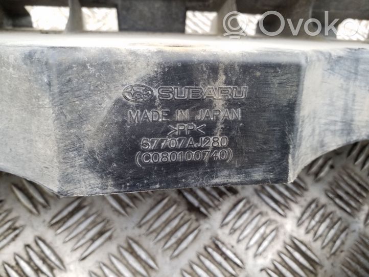 Subaru Outback Belka zderzaka przedniego 57707AJ280