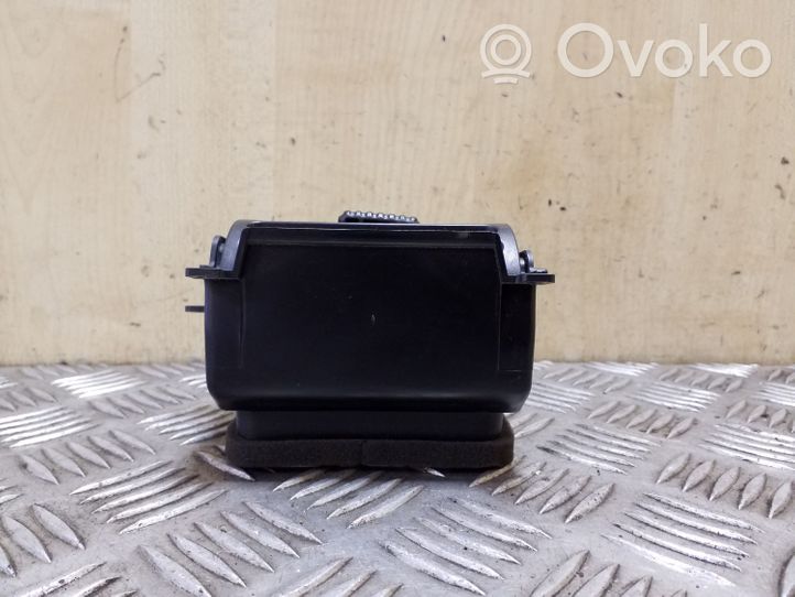 Opel Frontera B Griglia di ventilazione centrale cruscotto 8971465490