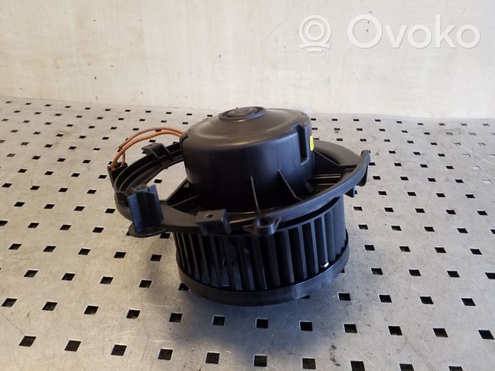 Skoda Octavia Mk3 (5E) Pečiuko ventiliatorius/ putikas 5Q2819021B