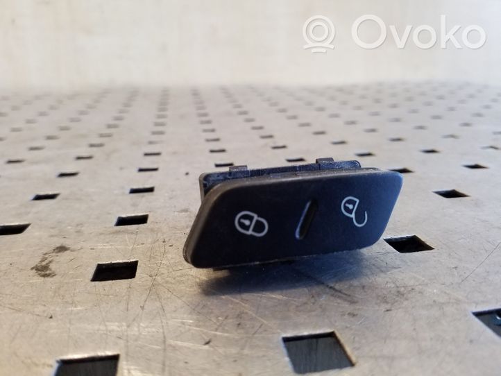 Volkswagen Golf VI Central locking switch button 1K0962126B