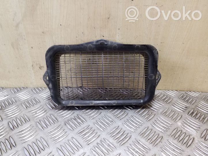 Volkswagen Golf VI Conduit d'air (cabine) 1K0815479B