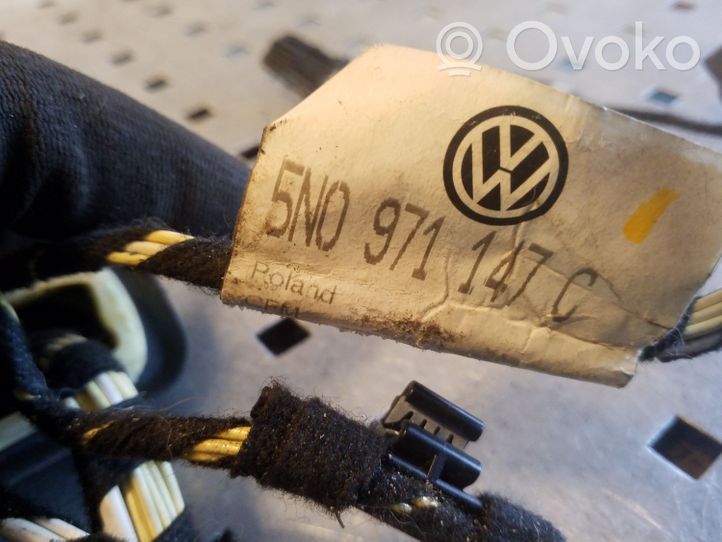 Volkswagen Tiguan Faisceau de câbles hayon de coffre 5N0971147C
