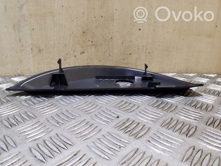 Volvo XC90 Boczny element deski rozdzielczej 39988368