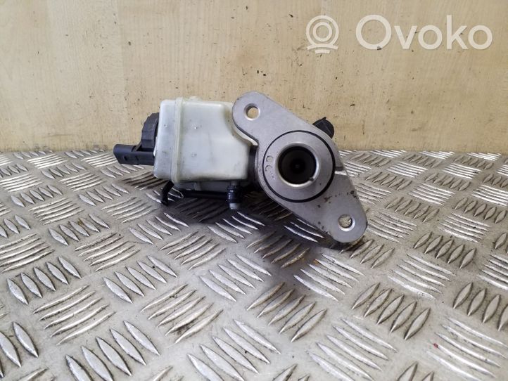 Volkswagen Sharan Master brake cylinder 5N2611301A