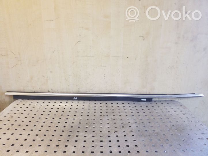 Audi A5 8T 8F Moulure de vitre de la porte avant 8T0853284C